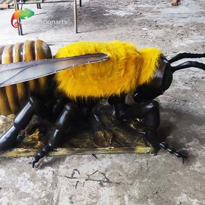 Пчелы размера ботанического сада насекомые небольшой Animatronic робототехнические подгоняли